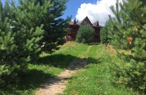 Guzyatinskoe Hotel | Discover Valdayskaya Usadba: Family-Friendly Retreat