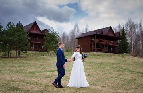 Guzyatinskoe Hotel | Discover Valdayskaya Usadba: Family-Friendly Retreat