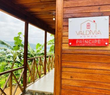 Santo Antonio House | Family-Friendly Valdivia Homes - Príncipe with High Guest Rating