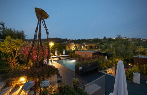 Guimaraes Cottage | Discover Vale de São Torcato Houses and Wine Bar Experience