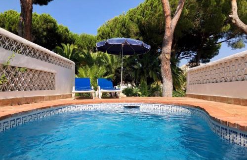 Vale do Garrao Villa | Relaxing Vale Do Garrao Villas with Oceanfront Access