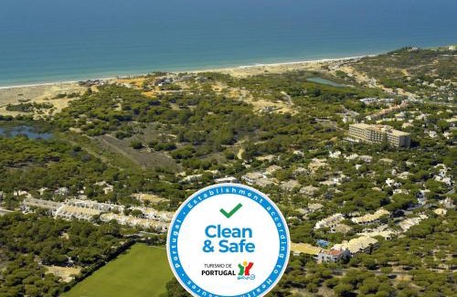 Vale do Garrao Villa | Relaxing Vale Do Garrao Villas with Oceanfront Access