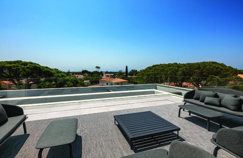 Vale do Lobo Villa | Relax at Vale do Lobo Sky Villa with Pool & Family Fun