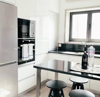 Espinho House | Oceanfront Vale Do Mar House with 9.5/10 Guest Rating