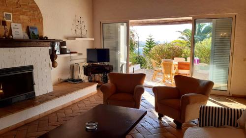 Vale de Centianes Villa | Experience Vale do Silêncio: 4-Star Oceanfront Retreat