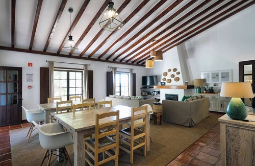 Sao Bartolomeu de Messines House | Vale Fuzeiros Nature Guest House: Rated 9.4, Pool & Spa