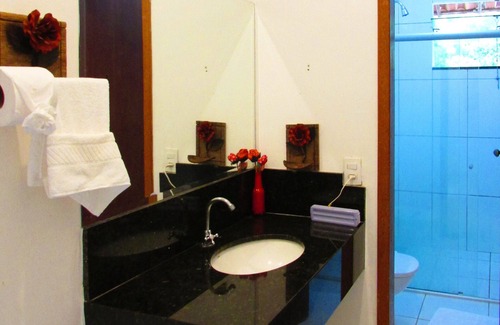 Governador Valadares Hotel | Explore Vale Silvestre Eco Park: Family-Friendly Retreat