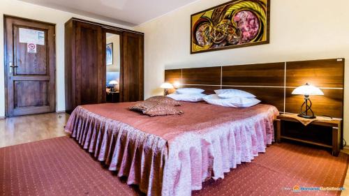 Reghin Hotel | Discover Valea Regilor Reghin: Family-Friendly Retreat