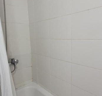 Ezeiza House | Budget-Friendly Stay at Valen Hospeda with Family Amenities