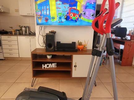 Ezeiza House | Budget-Friendly Stay at Valen Hospeda with Family Amenities