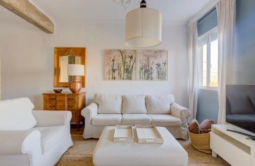 El Pla del Real Apartment | Relax at Valencia-live: 4-Star Family-Friendly Retreat