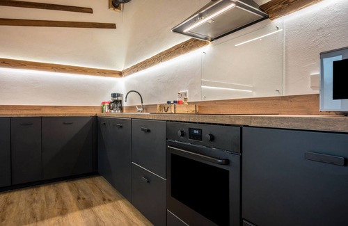 Funes Apartment | Top-Rated VALENTIN36 Apartment with Wi-Fi and Balcony