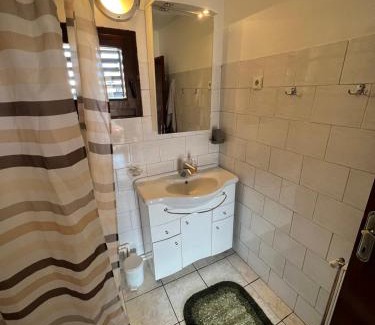 Divcibare House | Top-Rated Valentina Apartmani Vikendica with Family Amenities