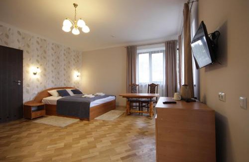 Skhidnytsya Hotel | Seaside Retreat at Valentyna: Rated 9.8 with Ocean Views