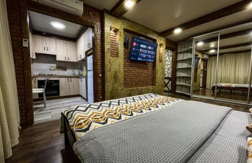Kremenchuk Apartment | Top-Rated Valeria Apartments Near McDonald's with Kitchen