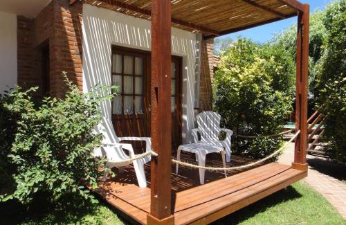 Valeria del Mar Cabin | Inviting Valeria del Sol: Family-Friendly with Pool Access