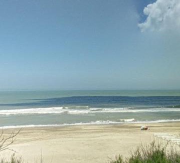 Valeria del Mar Apartment | Pet-Friendly Getaway at Valeria Medanos with Pool Access