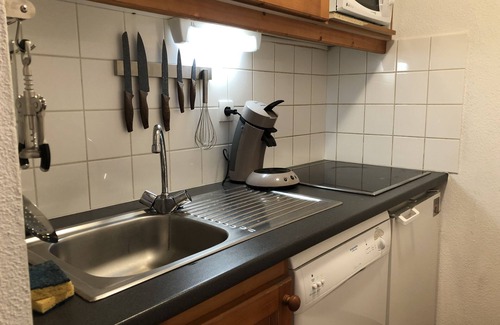 Valfrejus Apartment | Cozy Valfrejus Retreat: Spa, Hot Tub & Pet Friendly