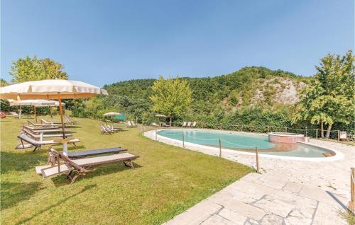 Apecchio Apartment | Family-Friendly Retreat at Valguerriera 5 - Rosa Gialla