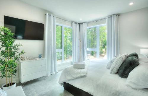 La Conception House | Discover Valhalla Tremblant Retreat: A Family Oasis Awaits!