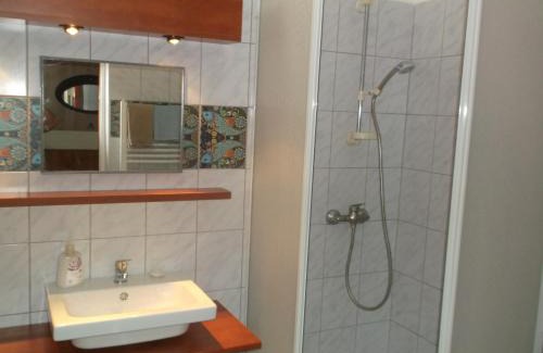 Gyula Bed & Breakfast | Discover Vali Vendégház: 10/10 Rated, Pet-Friendly Retreat