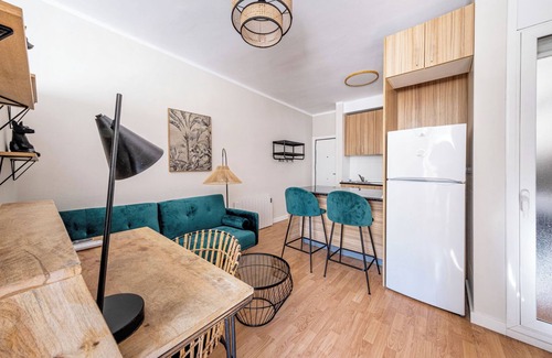 Sant Andreu Apartment | Vallés 2-1 · - Studio Apartment, Sleeps 2