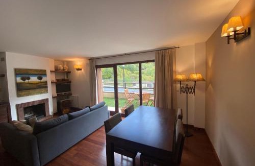 Espui Apartment | Vall Fosca Apartment "Majue" - Oceanfront Views & 4 Stars