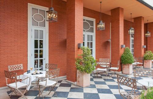 Valladolid Hotel | Discover Valladolid Recoletos: 4-Star Comfort Awaits
