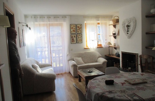 Pla de l'Ermita Apartment | Explore Valle de Boï: Ideal Appartement for Adventurers