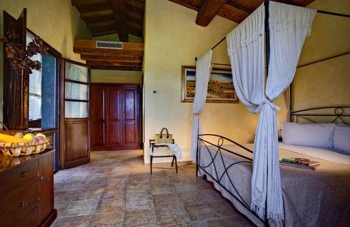Tarquinia Hotel | Discover Valle del Marta: Family-Friendly Oasis with Pool