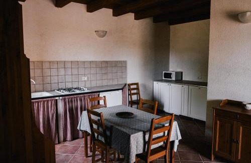 Modica Apartment | Valle dell'Acanto: Oceanfront Stay with Pool and Breakfast