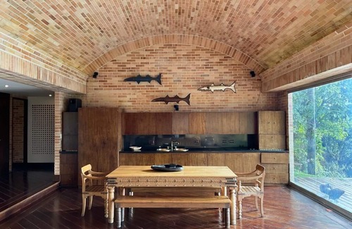 Retiro Villa | Explore Valle Escondido: Unique Architecture & Great Amenities