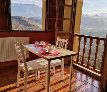 El Escobal House | Experience Valle la Fuente: Family-Friendly Retreat