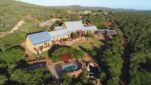 Nelson Mandela Bay Cabin | Discover Valley Bushveld Country Lodge with Oceanfront Views