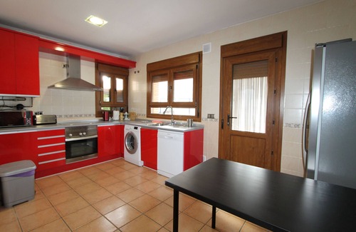 Sesena Ski Chalet | Relax at Valley Garden House with Ocean Views & Private Pool