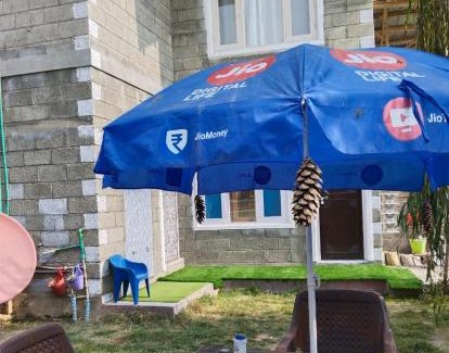 Pahalgam House | Budget-Friendly Valley Guest House Pahalgam with Breakfast