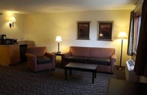 Sioux Falls Hotel | Experience Comfort at Valley Inn with Family-Friendly Amenities