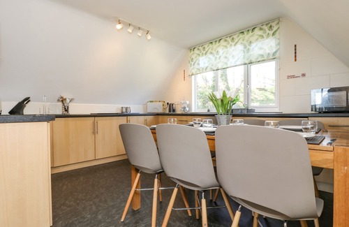 St. Ann's Chapel Cottage | Valley Lodge 61: Pet Friendly Country Cottage Retreat