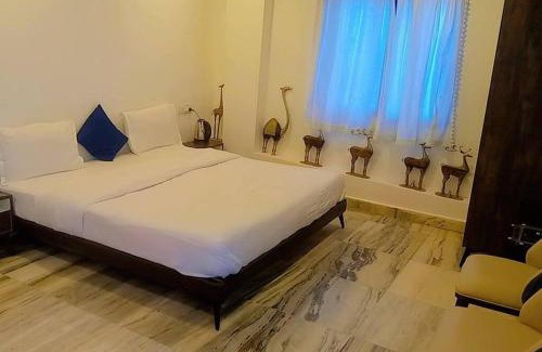 Mount Abu House | Family-Friendly Valley Nest for 6-12 PAX - Rated 10/10!