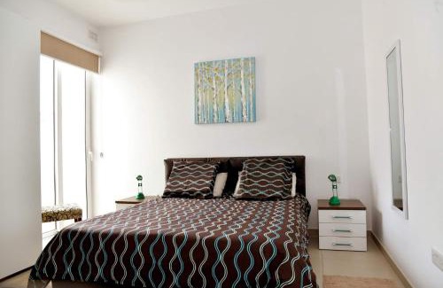Mosta Apartment | Inviting Valley of Honey Apartment: 4-Star Comfort Awaits