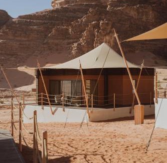 Wadi Rum Resort | Discover Valley Resort: Oceanfront Bliss with 5-Star Luxury