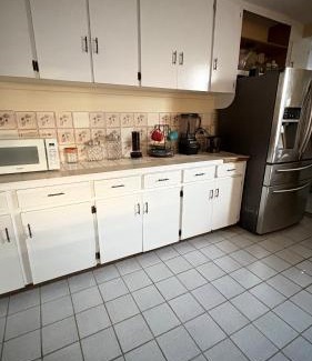 West Coast Apartment | Valley View