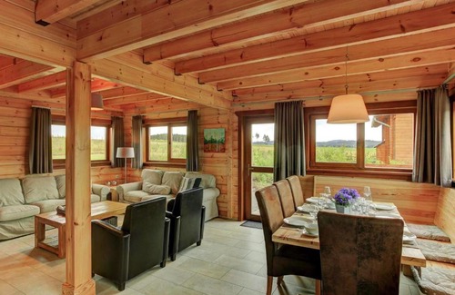 Glindfeld House | Relaxing Valley-View Holiday Home with Sauna in Medebach