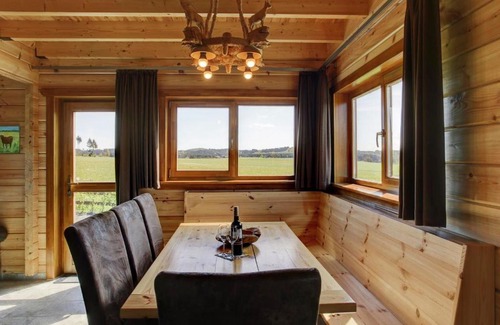 Glindfeld House | Relaxing Valley-View Holiday Home with Sauna in Medebach