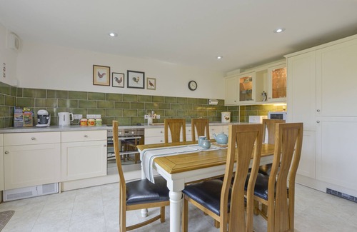 Hele Cottage | Pet-Friendly Valley View Cottage in West Down Awaits You