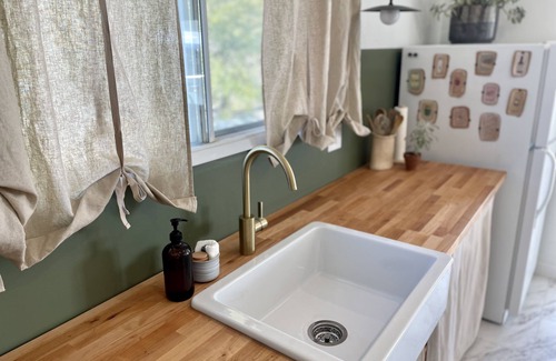 Moose Jaw House | Bright Sunlit Retreat with Scenic Views and Top Amenities