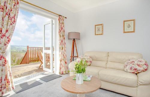 Honiton House | Family-Friendly Retreat at Valley View - Ideal for Kids