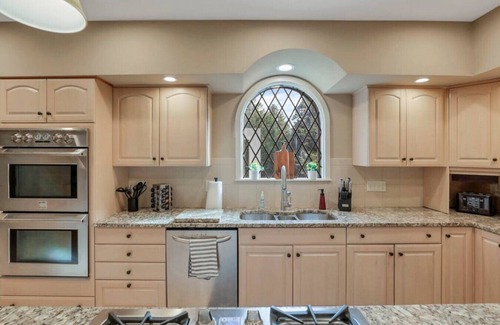 Lancaster Villa | Enjoy Valley View Villa with Indoor Pool & Theater Room