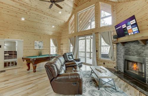 Cleveland House | Romantic Cabin with Sauna & Valley Views - Guest Rated 10/10