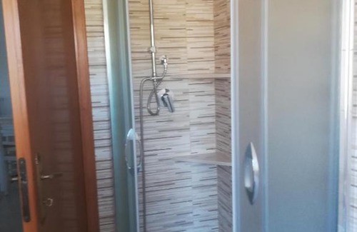 Badolato Marina Apartment | Vallina: Guest Rated 10/10 with Family & Pet-Friendly Perks